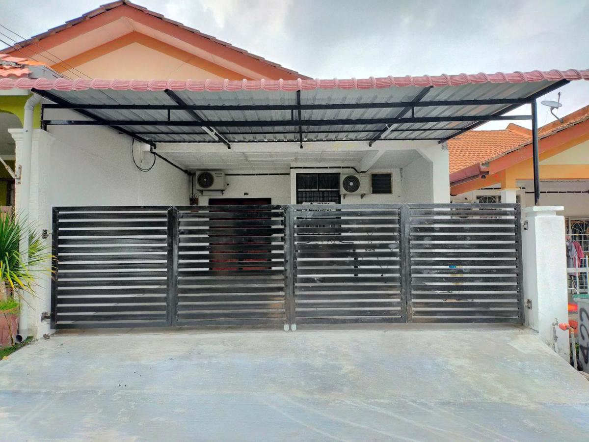 D'Port Dicksonmuslimonly Homestay Exterior foto